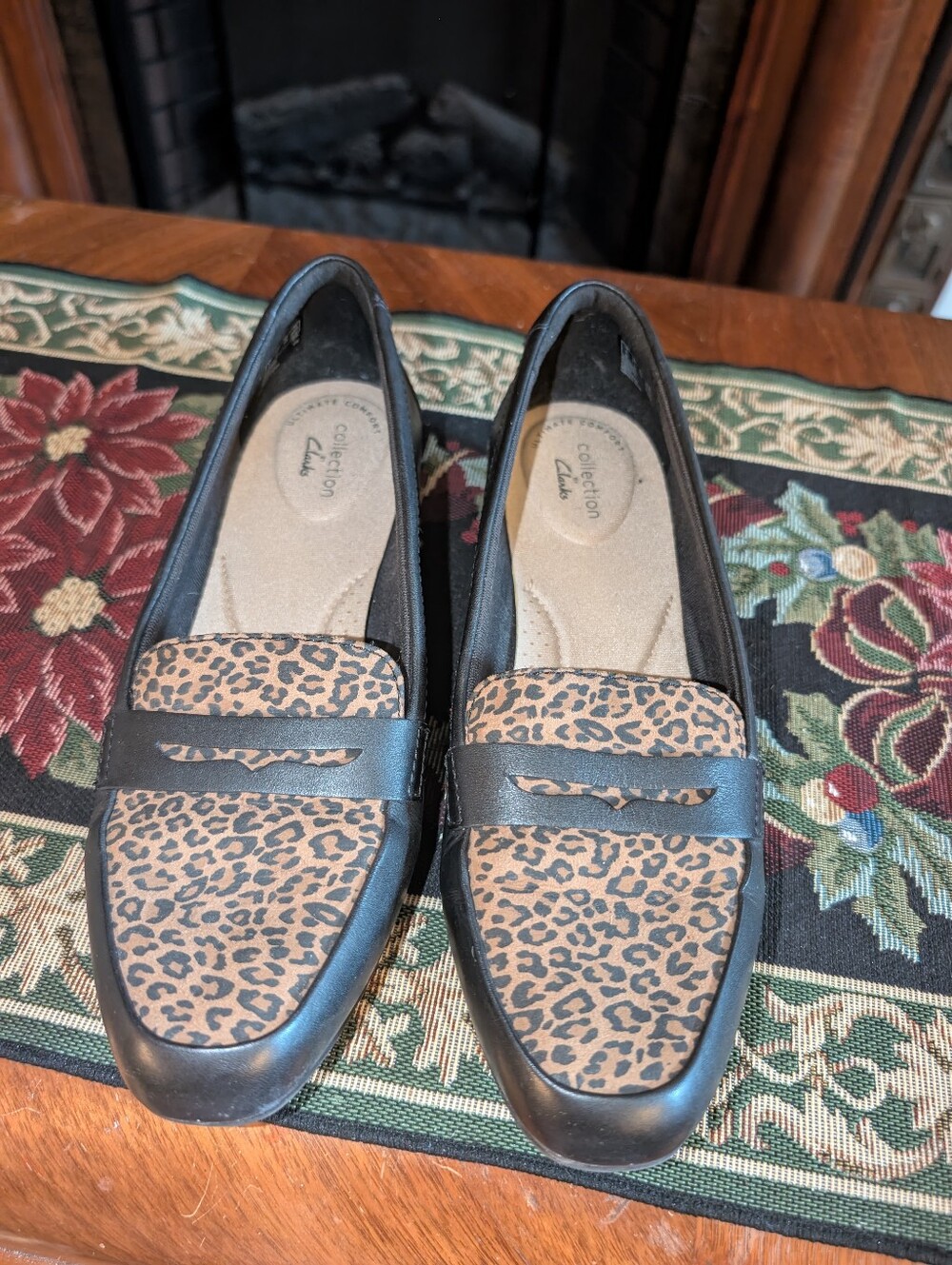 Clarks Collection Leopard Loafers Black Comfort Flats Women's 7.5 Wide